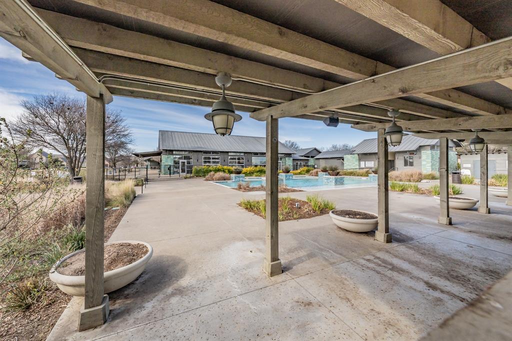 1401 Roundup Way Property Photo 31