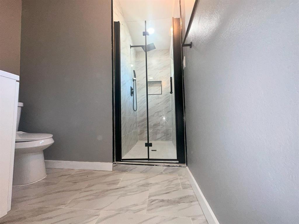2710 Roberts Circle Property Photo 4