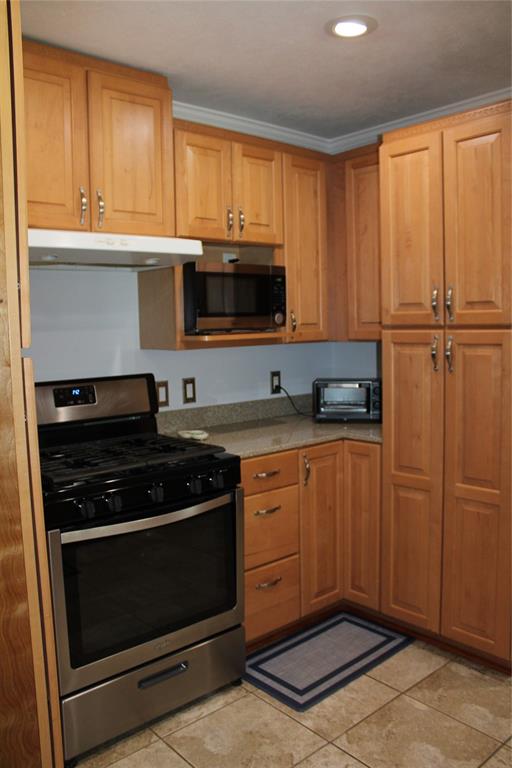 208 Park Dr Property Photo 21