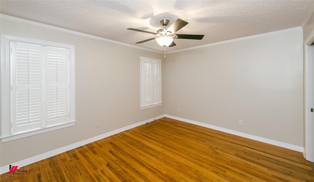 416 Albany Avenue Property Photo 19