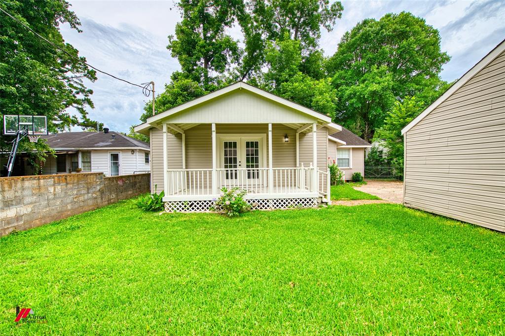 416 Albany Avenue Property Photo 34
