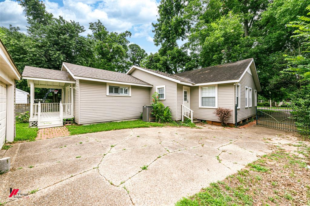 416 Albany Avenue Property Photo 36