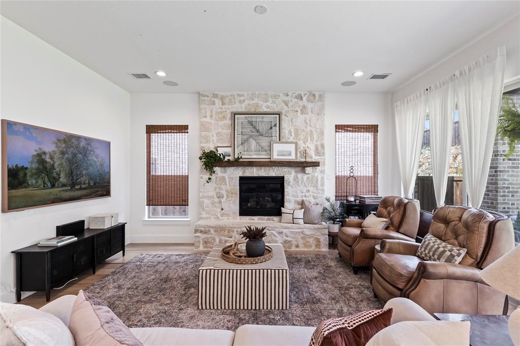 4840 Cumberland Circle Property Photo 3