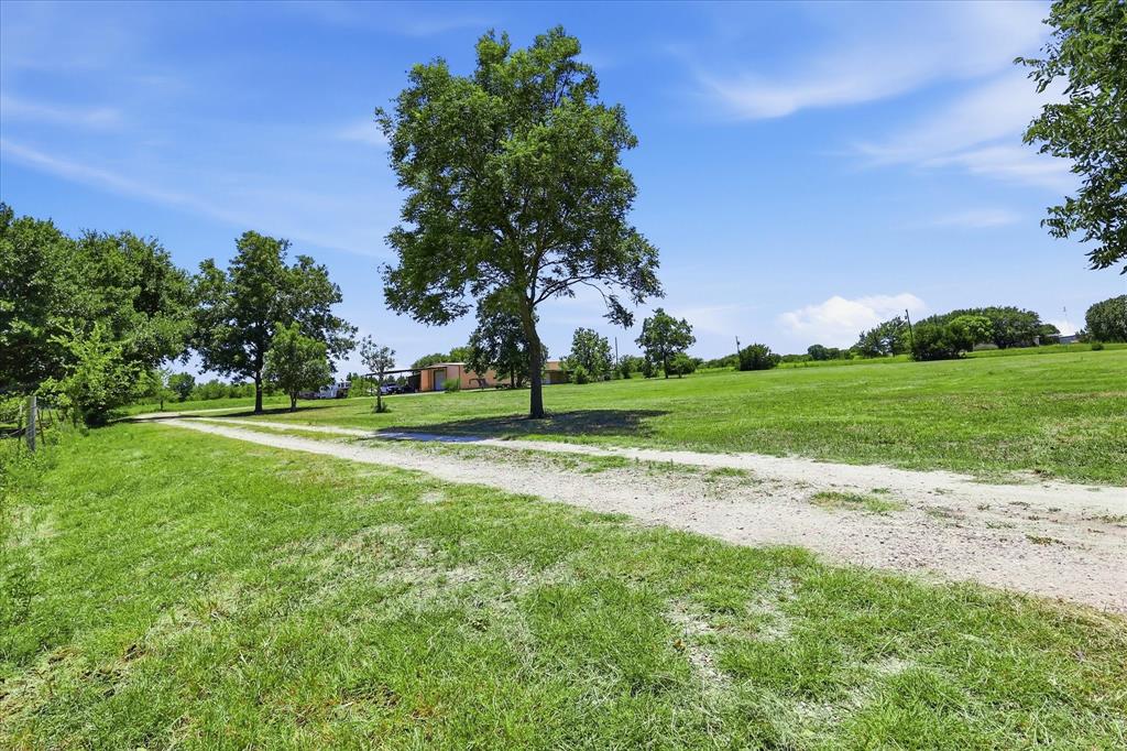 611 Johnston Road Property Photo 3