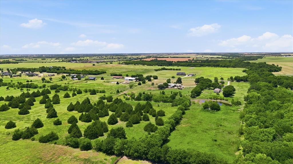 611 Johnston Road Property Photo 10