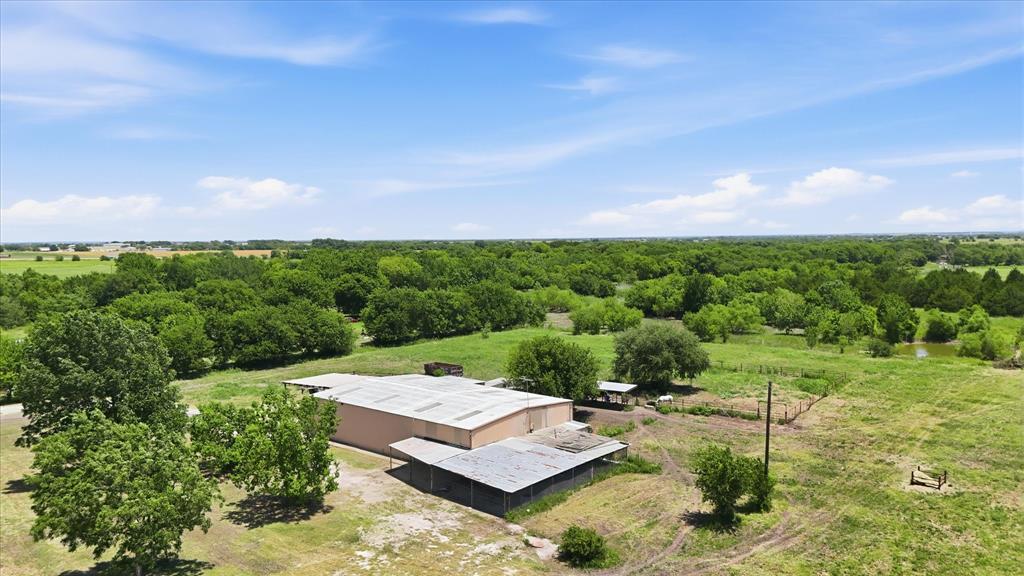 611 Johnston Road Property Photo 12