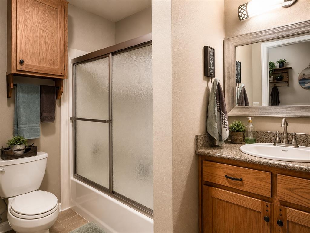 25300 State Highway 279 Property Photo 10