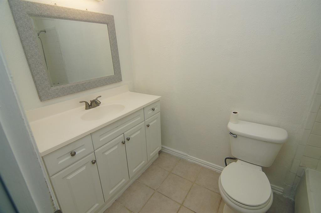 12480 Abrams Road 201 Property Photo 9