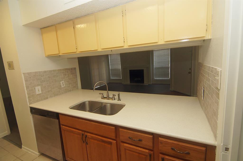 12480 Abrams Road 201 Property Photo 17