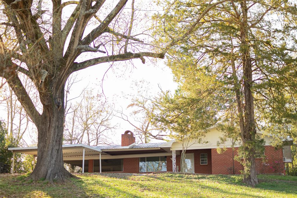 1504 Emanuel Property Photo 1