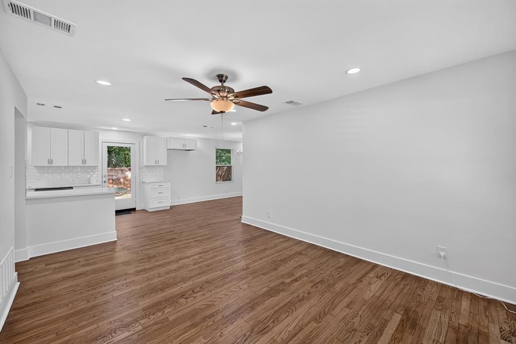 609 Jardin Drive Property Photo 8