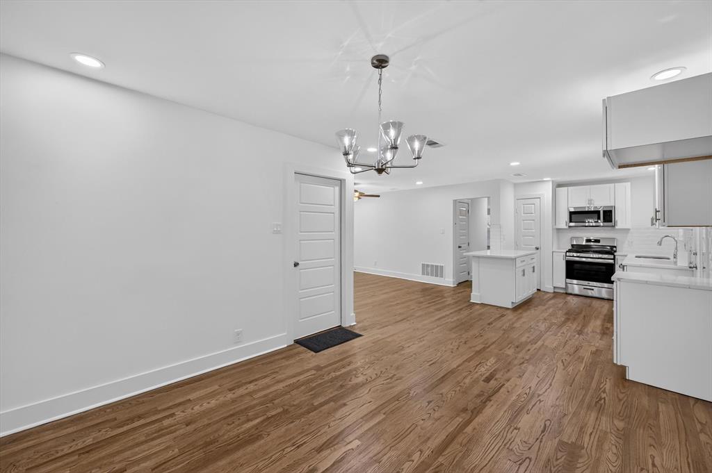 609 Jardin Drive Property Photo 17