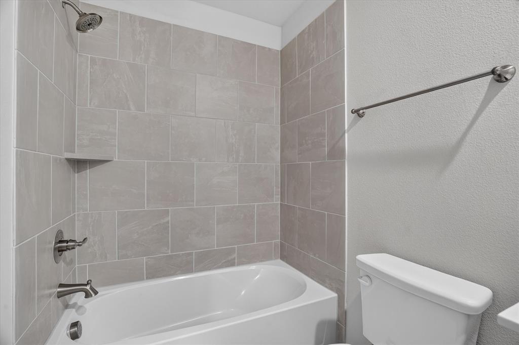 423 Rose Avenue Property Photo 22