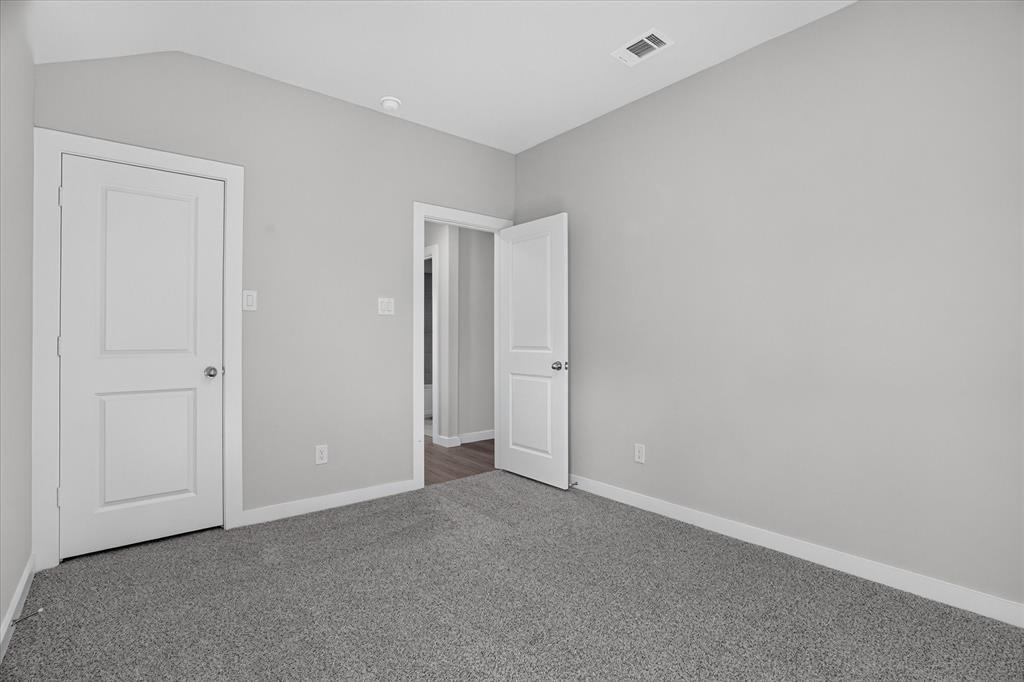 423 Rose Avenue Property Photo 24