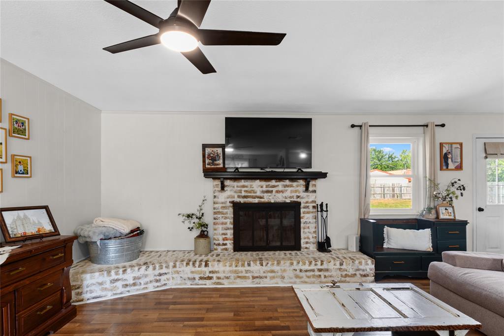 8 Circle Drive Property Photo 5