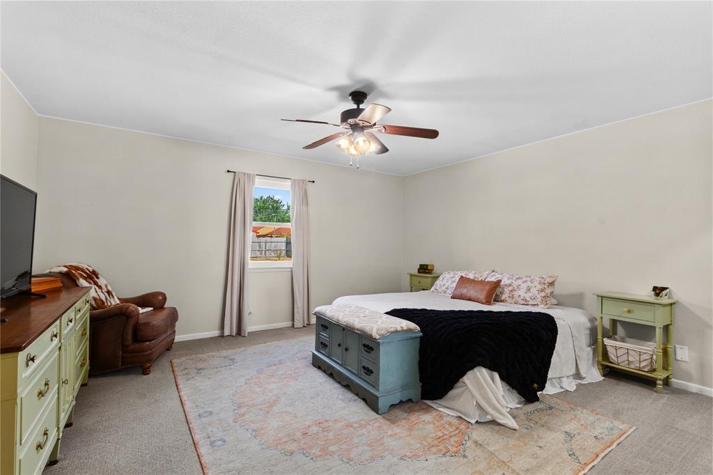 8 Circle Drive Property Photo 18