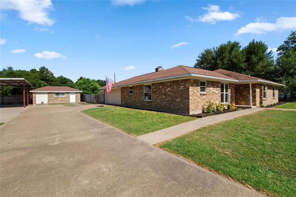 8 Circle Drive Property Photo 26