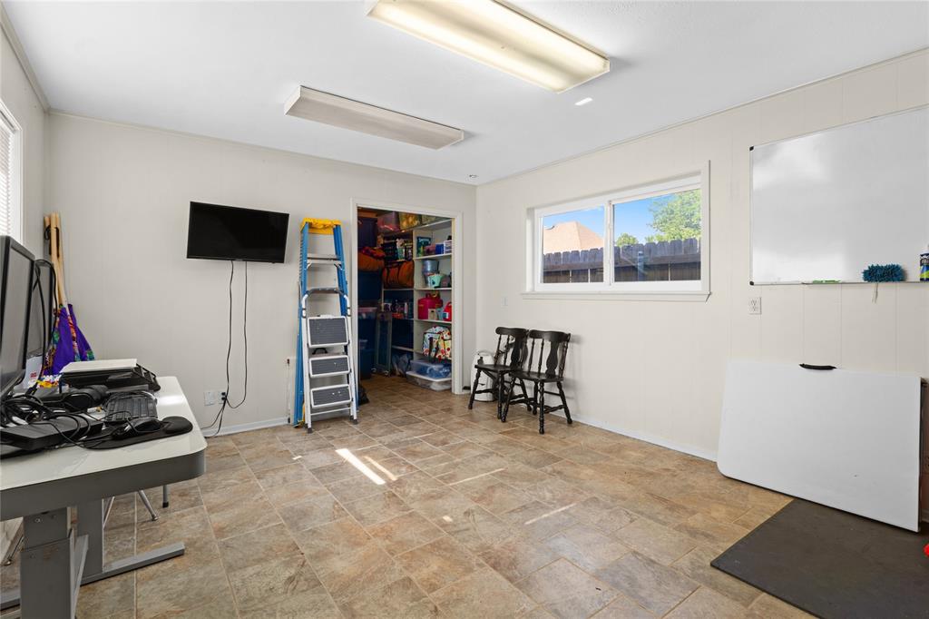8 Circle Drive Property Photo 33