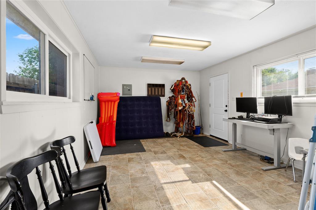 8 Circle Drive Property Photo 34