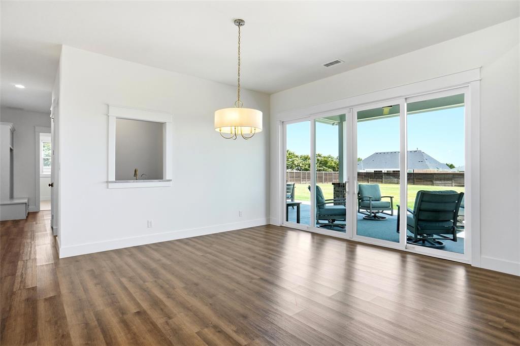 4411 Azalea Way Property Photo 8