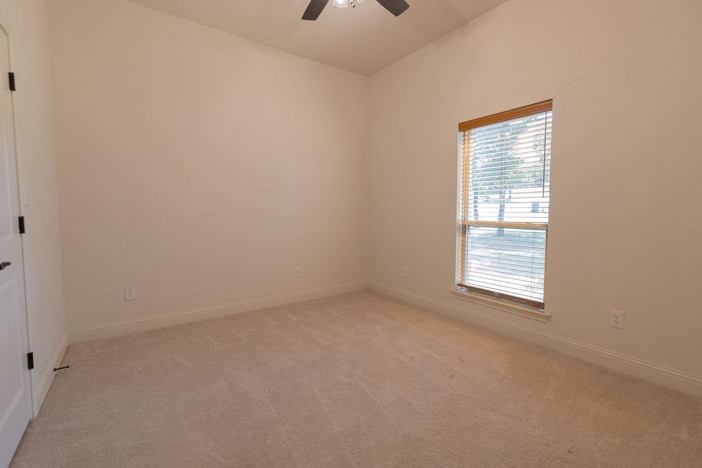 1013 Churchill Lane Property Photo 29