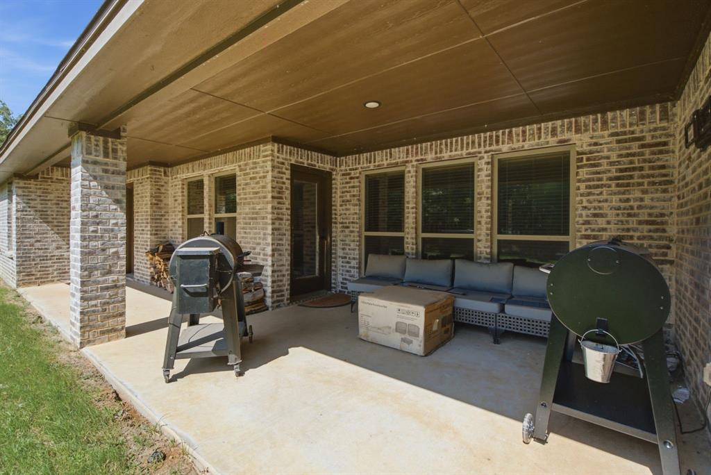 1013 Churchill Lane Property Photo 32
