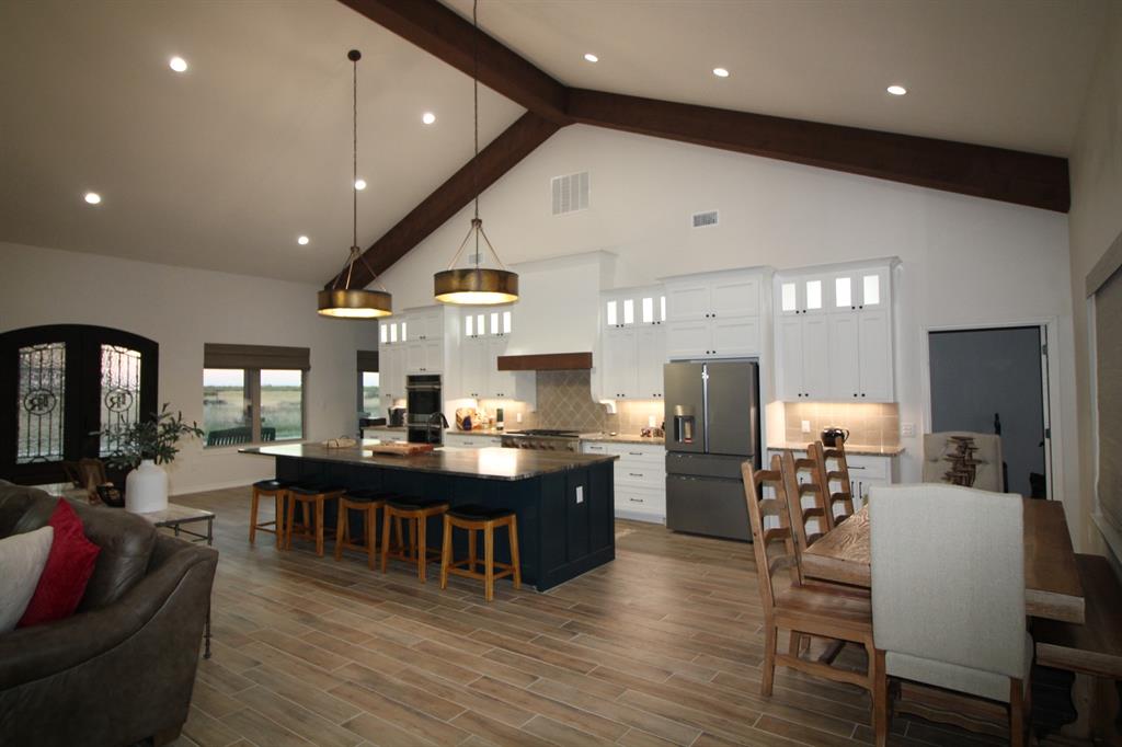 449 Cr 194 Property Photo 13