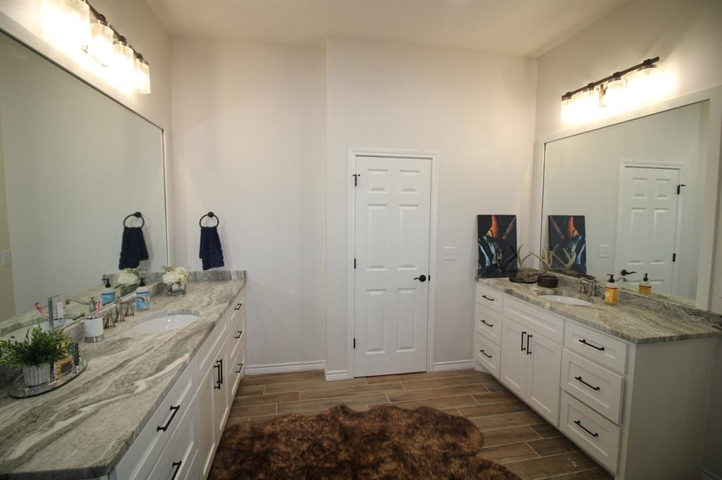 449 Cr 194 Property Photo 19