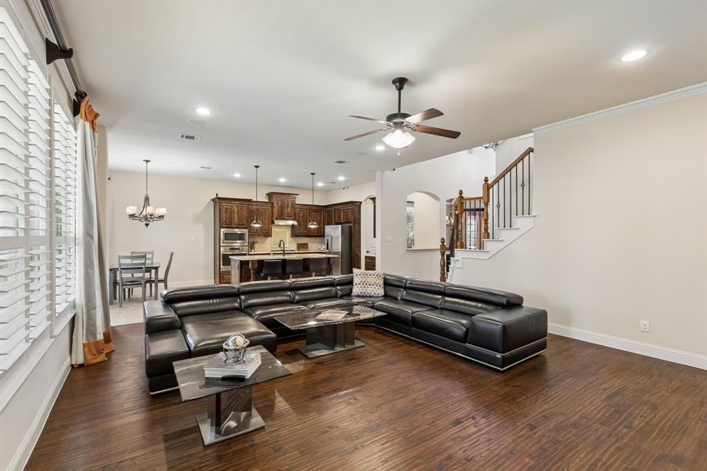 620 Paint Creek Court Property Photo 8