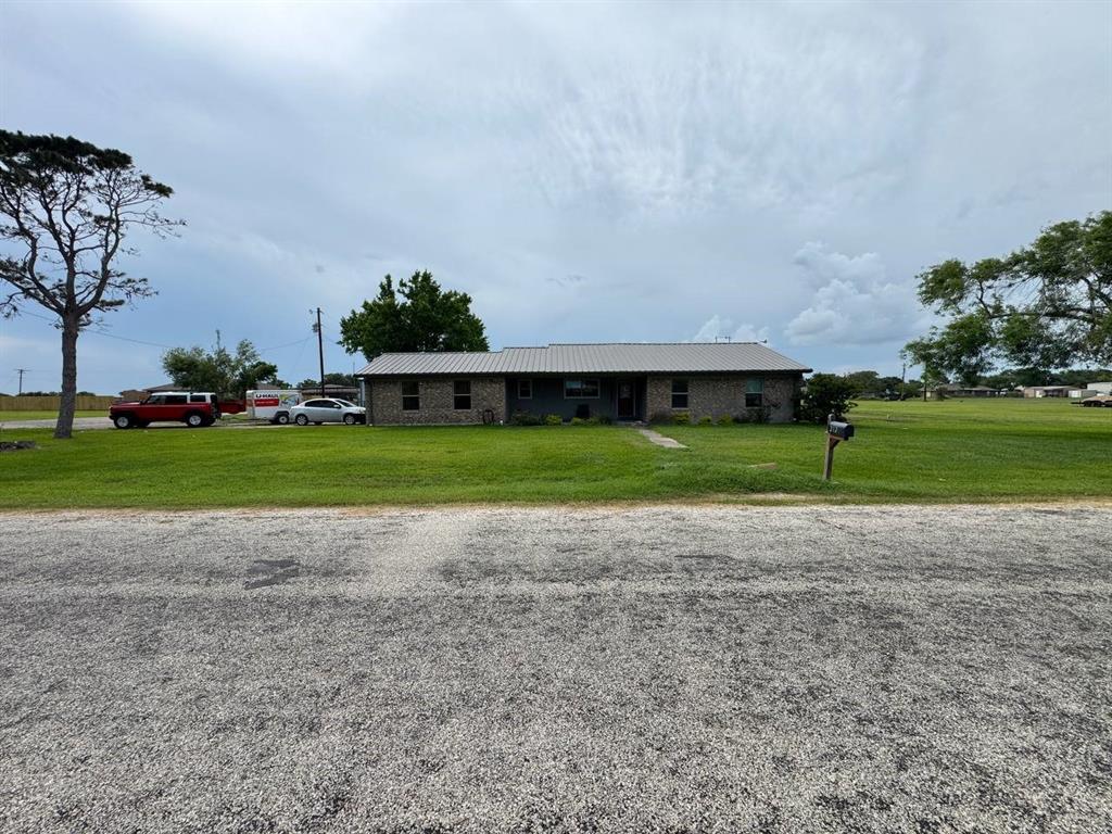 212 Golden Glow Street Property Photo 1