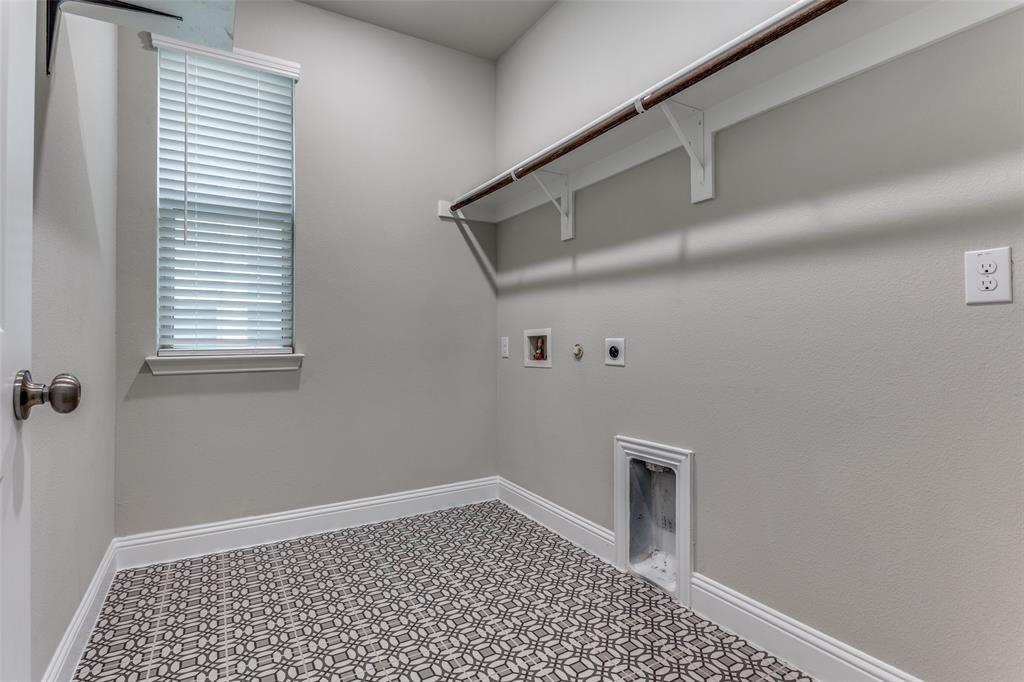 17620 Bottlebrush Drive Property Photo 12