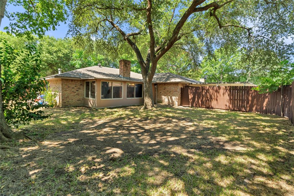 801 Waynelee Drive Property Photo 15