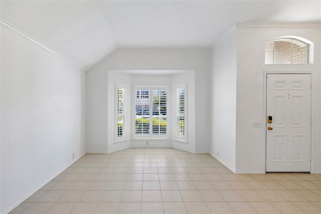 5787 Walnut Creek Drive Property Photo 4