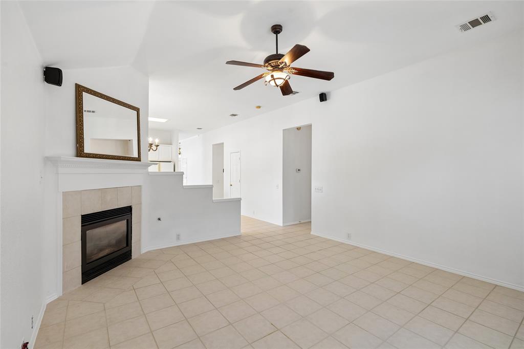 5787 Walnut Creek Drive Property Photo 11