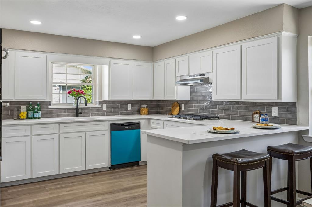 1725 Bardfield Avenue Property Photo 8