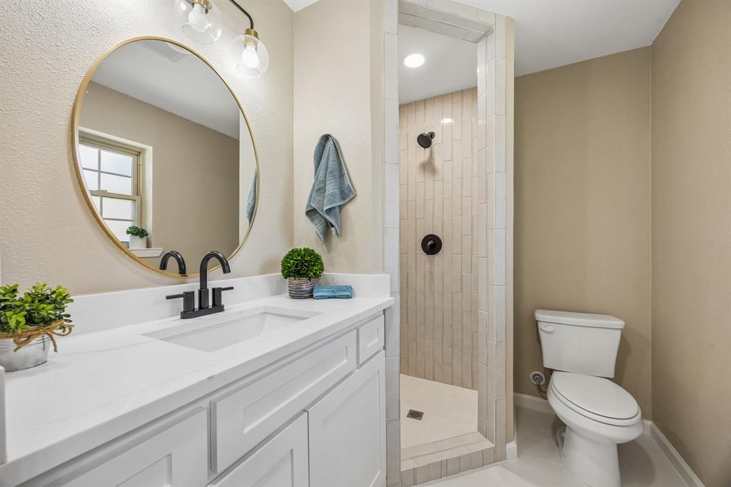 1725 Bardfield Avenue Property Photo 14