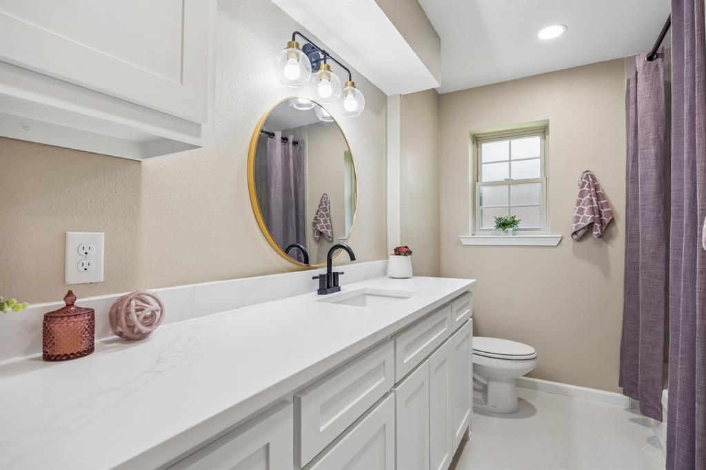 1725 Bardfield Avenue Property Photo 16