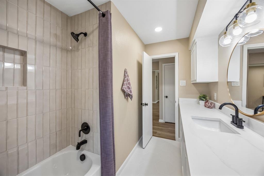 1725 Bardfield Avenue Property Photo 17