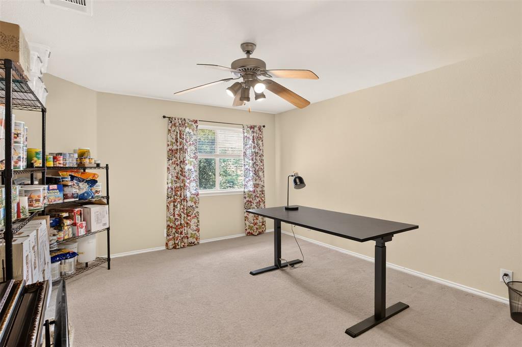 2518 Hourless Oaks Property Photo 18