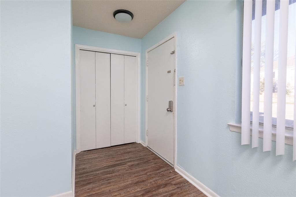 104 Harbor Drive 111 Property Photo 10