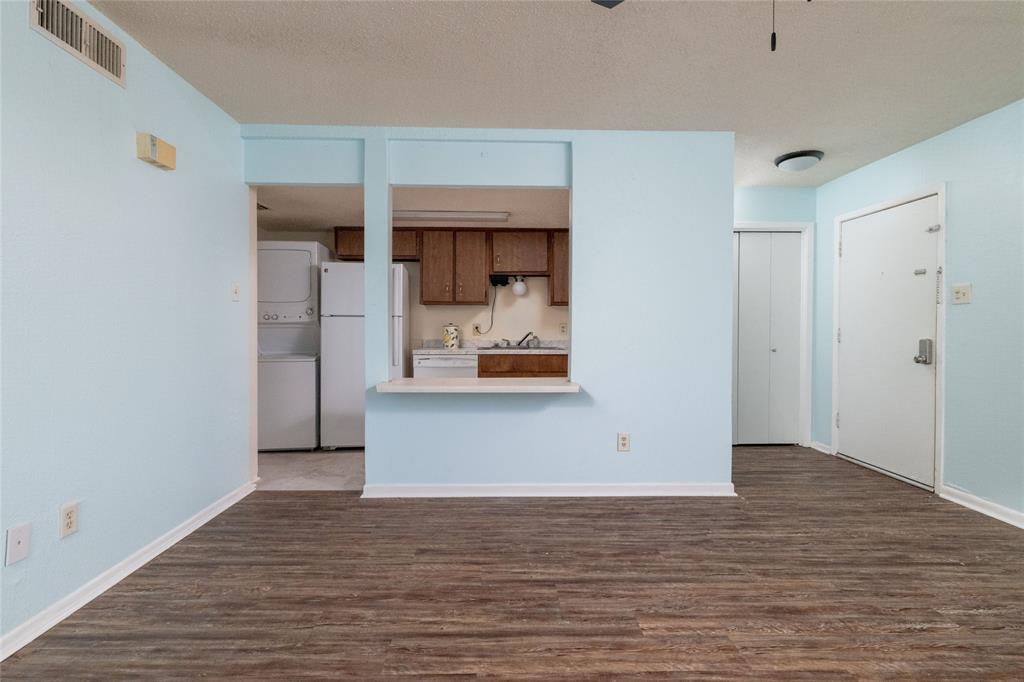 104 Harbor Drive 111 Property Photo 16