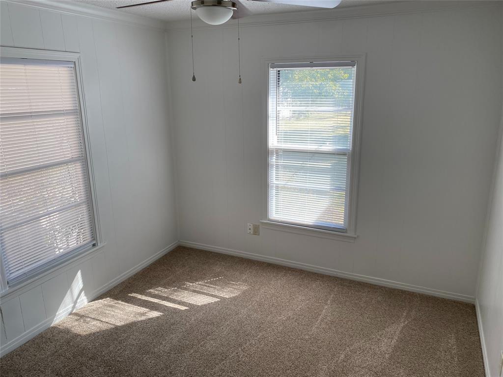 2371 Moore Street Property Photo 7
