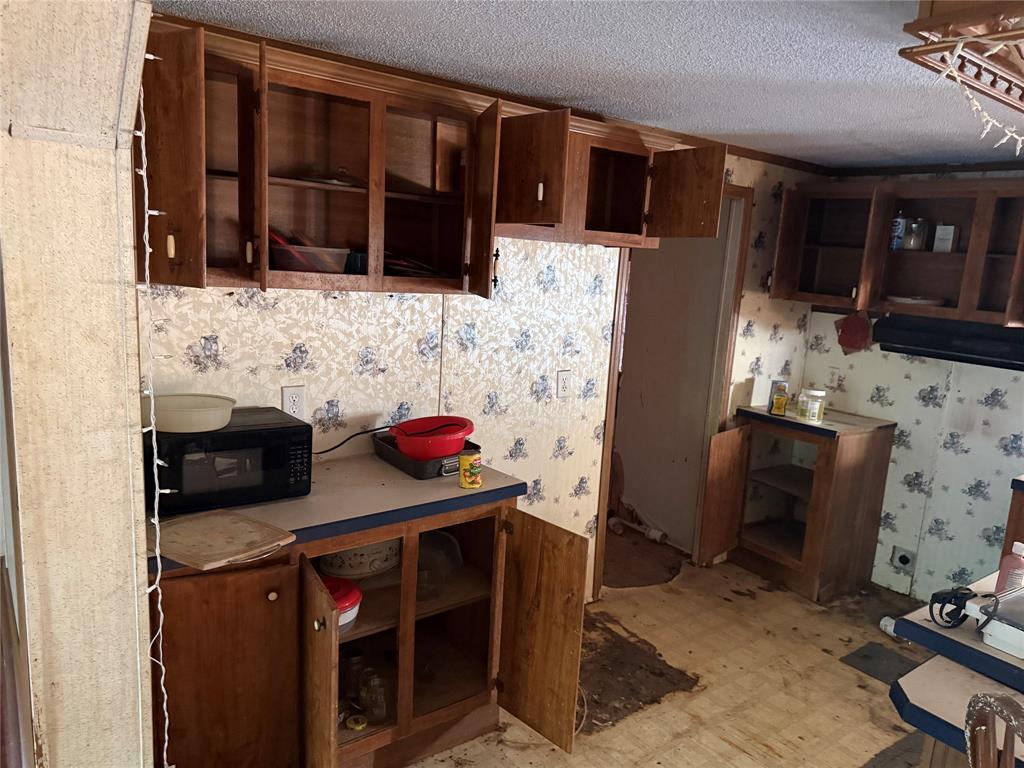376 River Road Property Photo 9