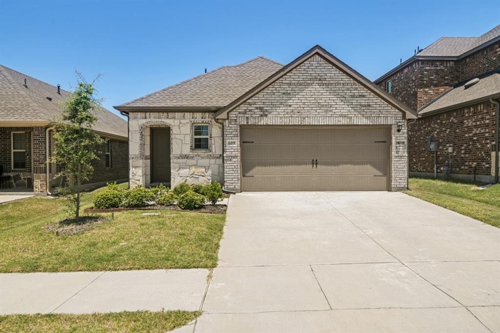609 Nature Stroll Road Property Photo 1