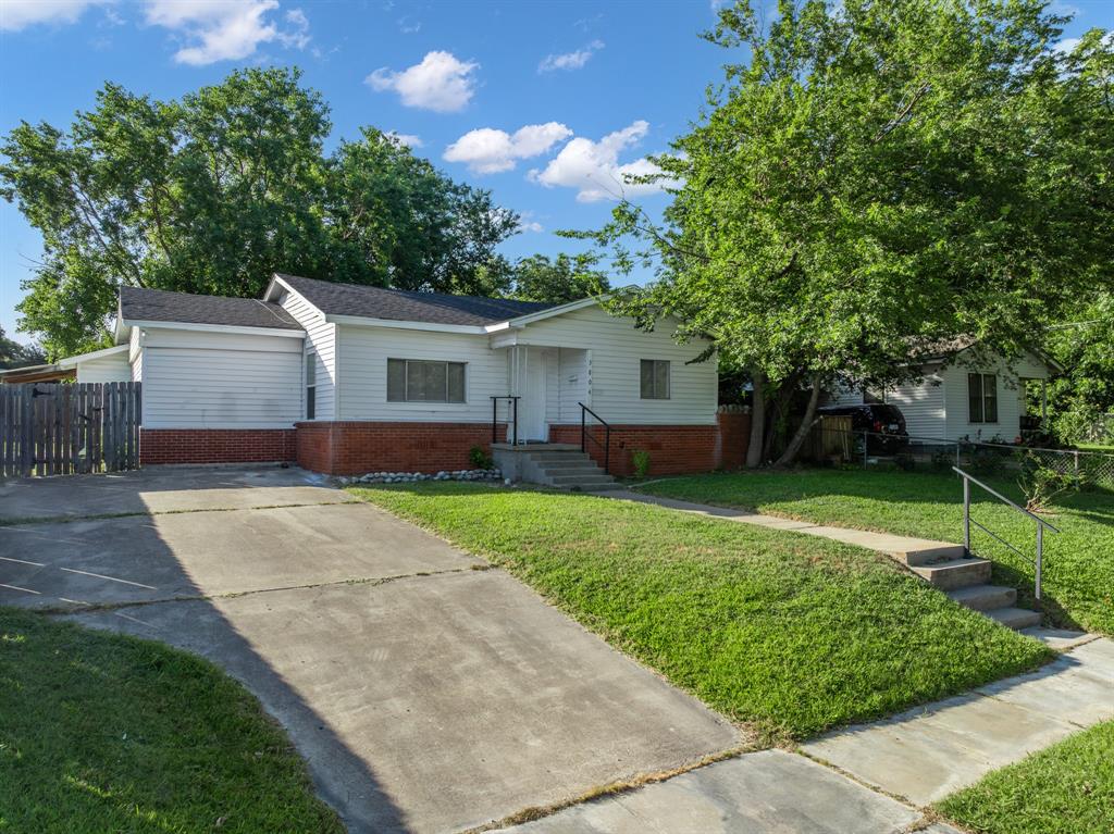3804 Belmont Drive Property Photo 3