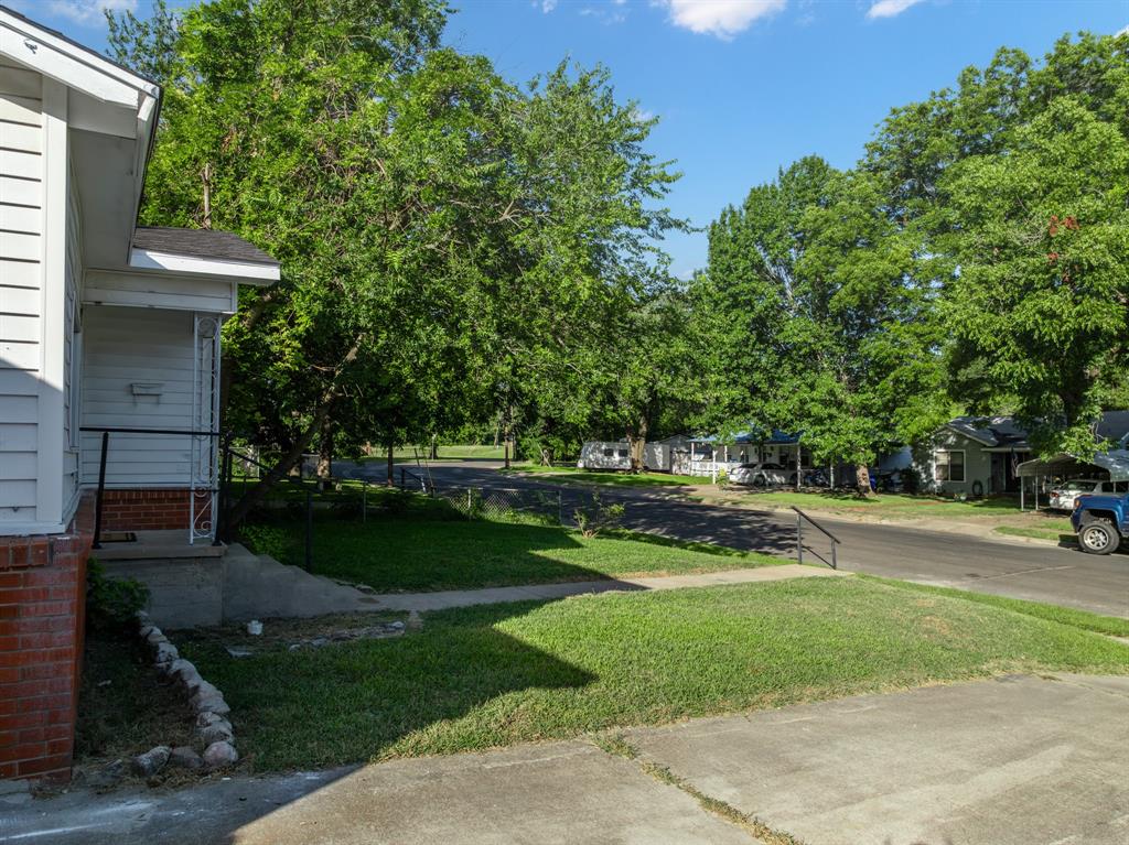 3804 Belmont Drive Property Photo 4