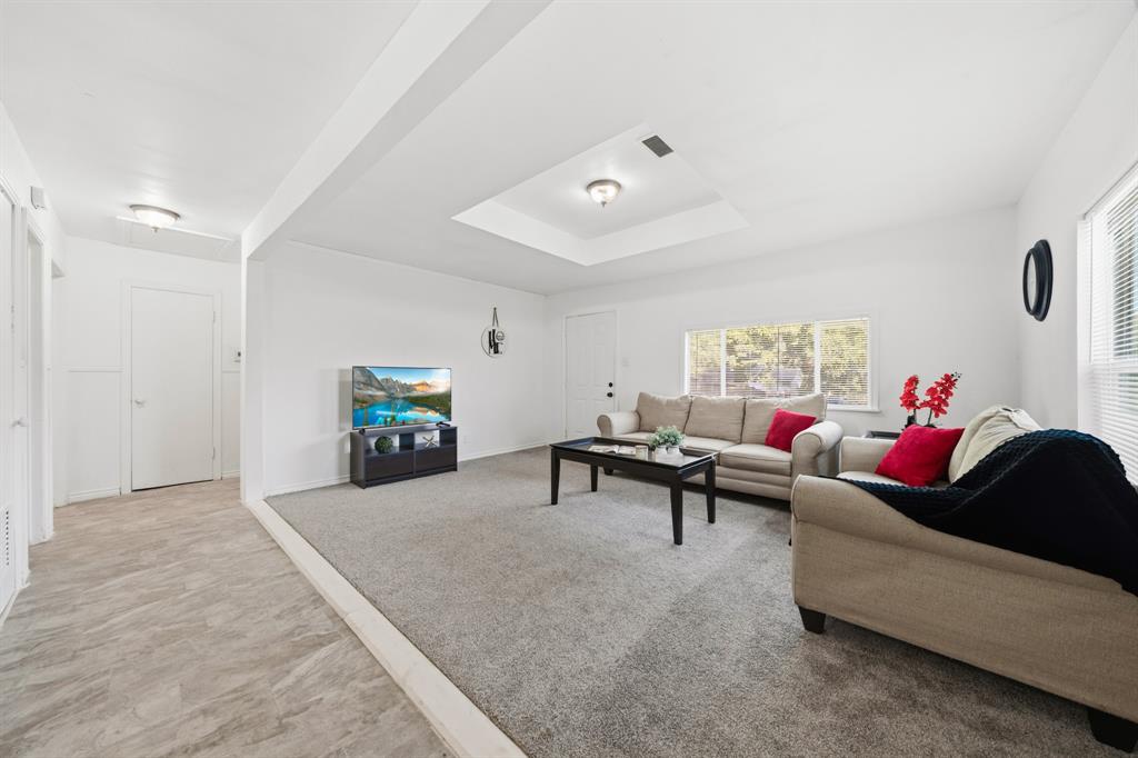 3804 Belmont Drive Property Photo 8