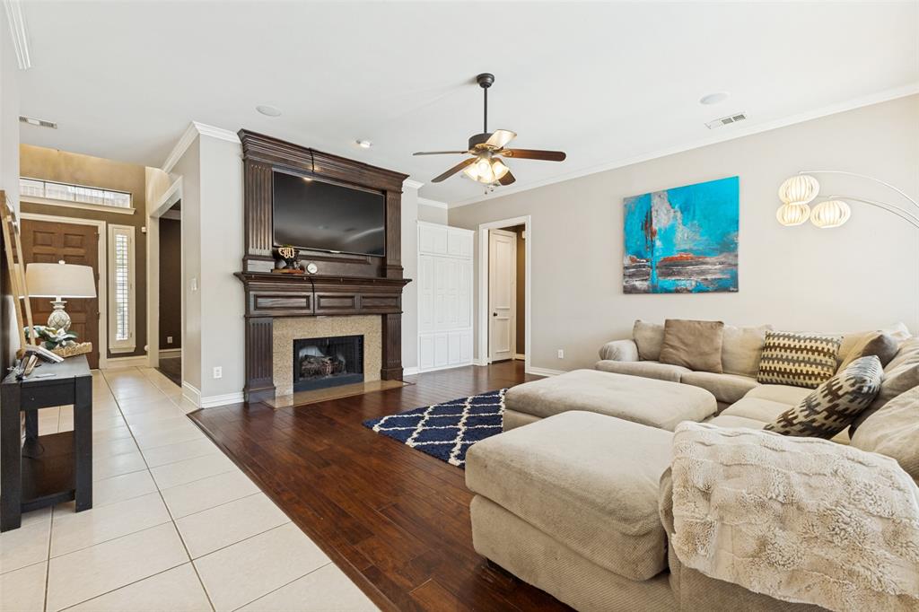 1227 Comanche Drive Property Photo 4