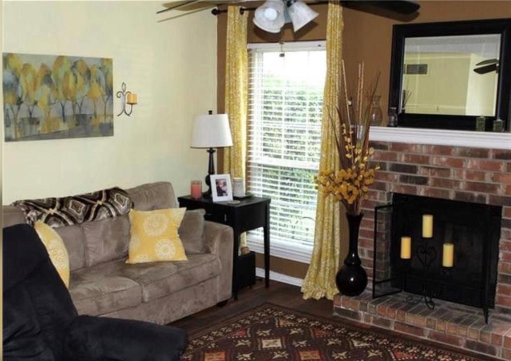 108 Brookside Drive Property Photo 2