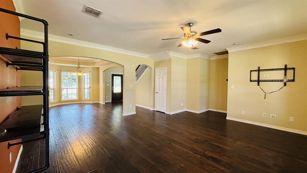 395 Pecan Court Property Photo 5
